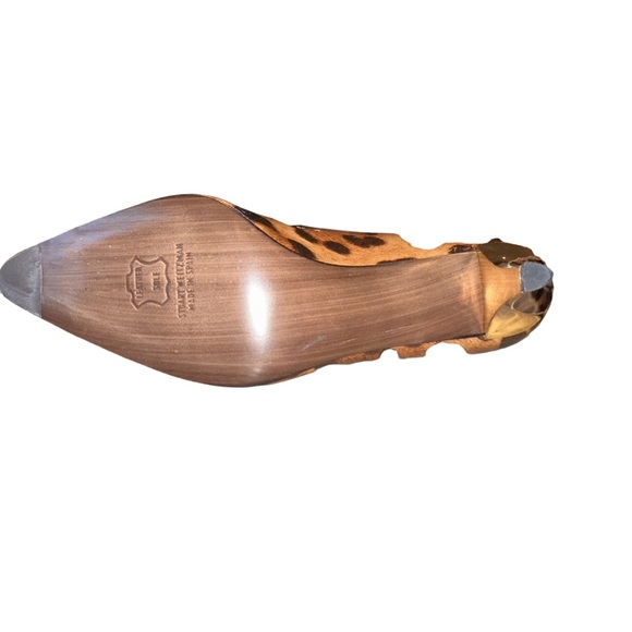 Stuart Weitzman Leopard Patent Heeled Pumps - Picture 8 of 11